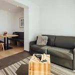 アパートホテル Haus Piz Lad 4*