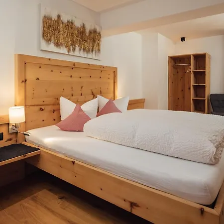 מלון דירות Haus Piz Lad נאודרס