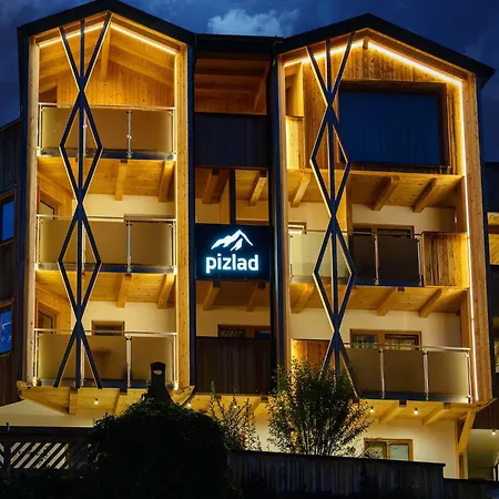 Hotel apartamentowy Haus Piz Lad