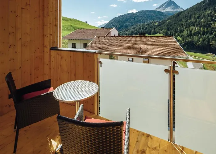 Haus Piz Lad ナウダース