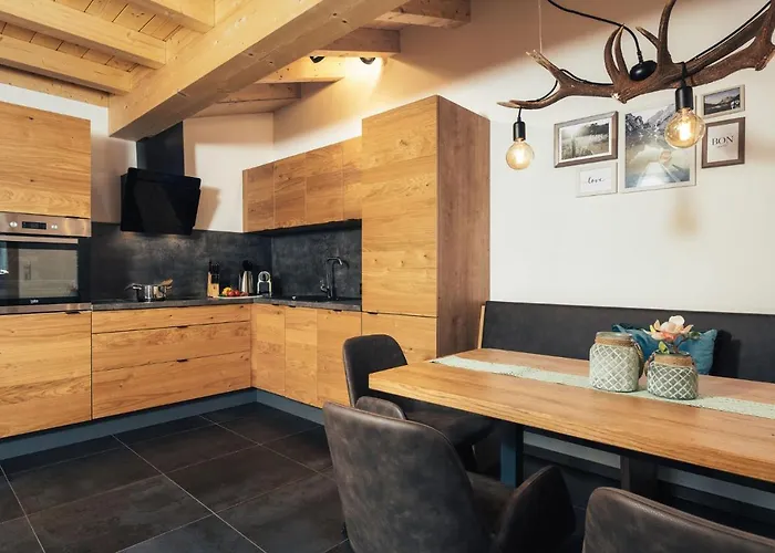 Haus Piz Lad Apart Otel 4*