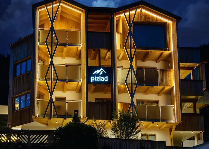 Aparthotel Haus Piz Lad