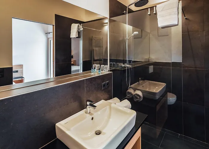 Haus Piz Lad Apart Otel 4*