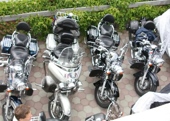 Haus Piz Lad 4* ナウダース