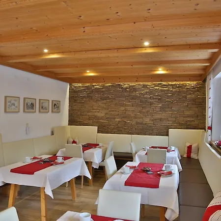 Haus Piz Lad 4*