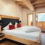 Apartahotel Haus Piz Lad