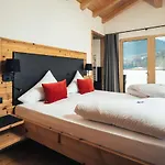 Apartahotel Haus Piz Lad