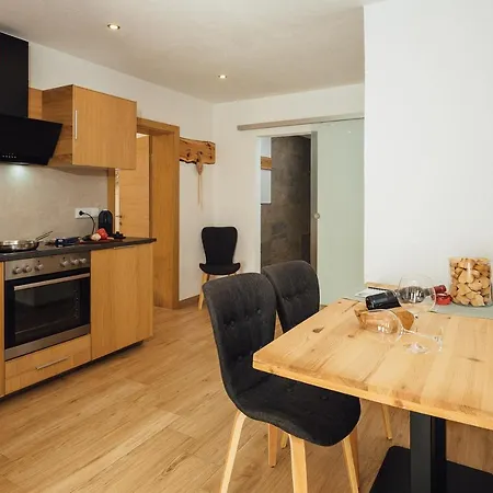 Апарт-отель Piz Lad Наудерс