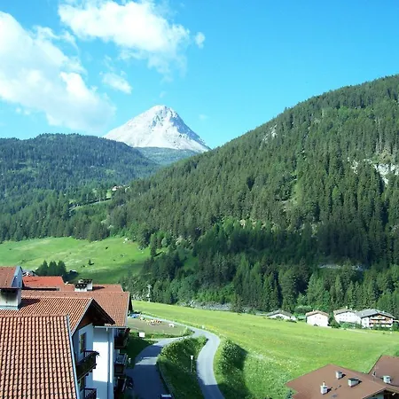 Haus Piz Lad 4*